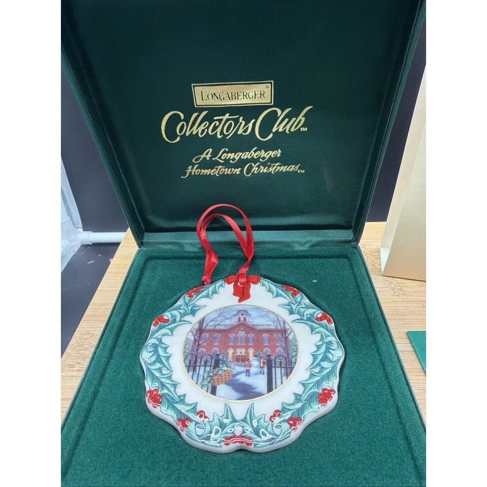 Longaberger 1996 Collectors Club Christmas Ornament Hometown Holly New in Box US